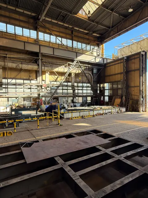 Innenansicht der Halle von Mirand CNC, ul. Antosiewicza 1 in Stettin