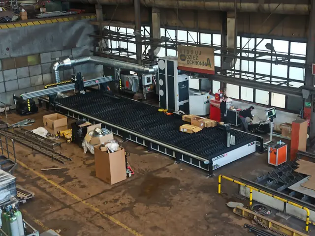 The 12 × 3 m cutting table of the STIGAL PROMaster 3D